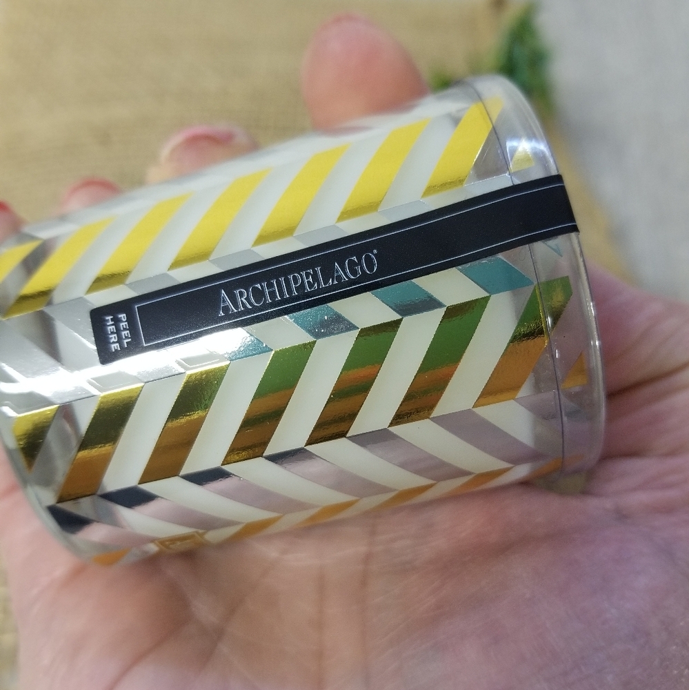 Archipelago Peppermint Bark Votive - Picture 5 of 5
